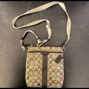 Coach Signature File Bag Crossbody